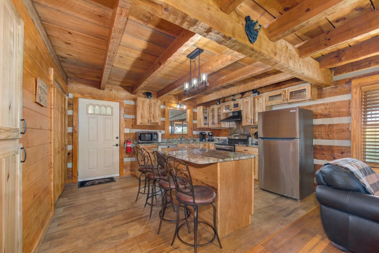 Friendly Bear Two Villa Sevierville Exterior foto